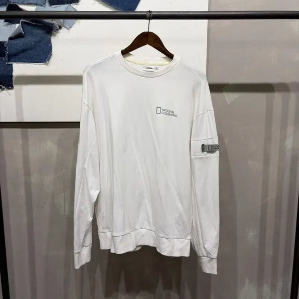 [BUNJANG] National Geographic Logo Patch Sweatshirt Long Sleeve T-Shirt / (105) 내셔널지오그래픽 와펜 맨투맨 긴팔티