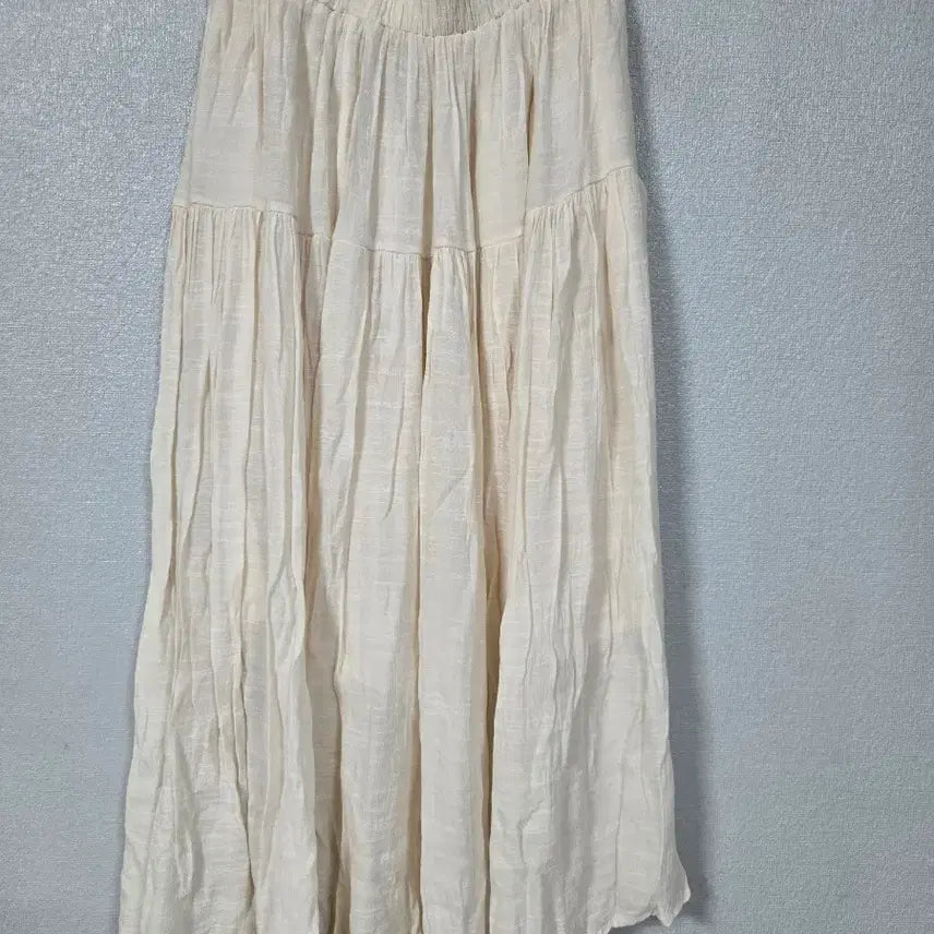 [BUNJANG] Ivory Linen Shirring Long Skirt Size 66 / 아이보리 린넨 셔링스커트 66