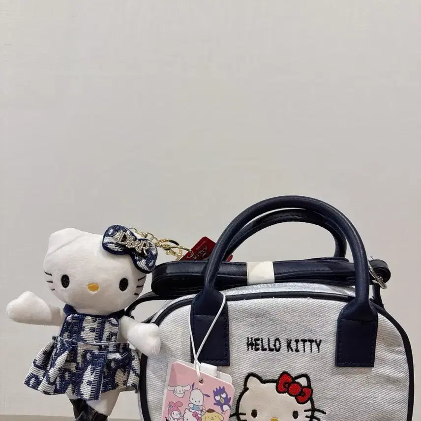 [BUNJANG] Sanrio Hello Kitty Denim Bag & Long-Legged Doll Set / 산리오 헬로키티 데님 백 & 키티 롱다리 인형 세트 (새상품)