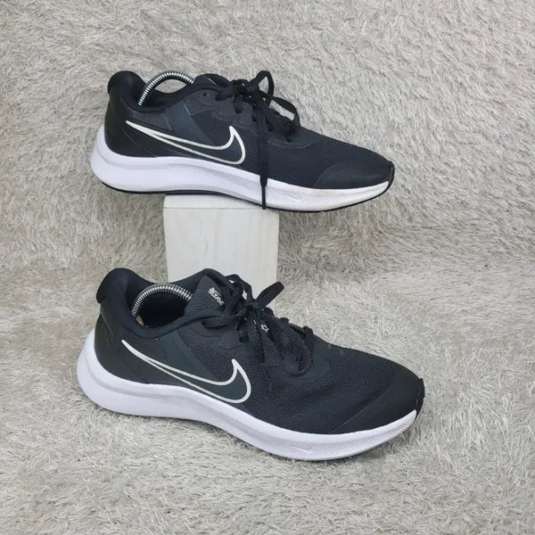 [BUNJANG] Nike Star Runner 3 Sneakers / 구제짱짱맨 235 나이키  스타러너3 스니커즈