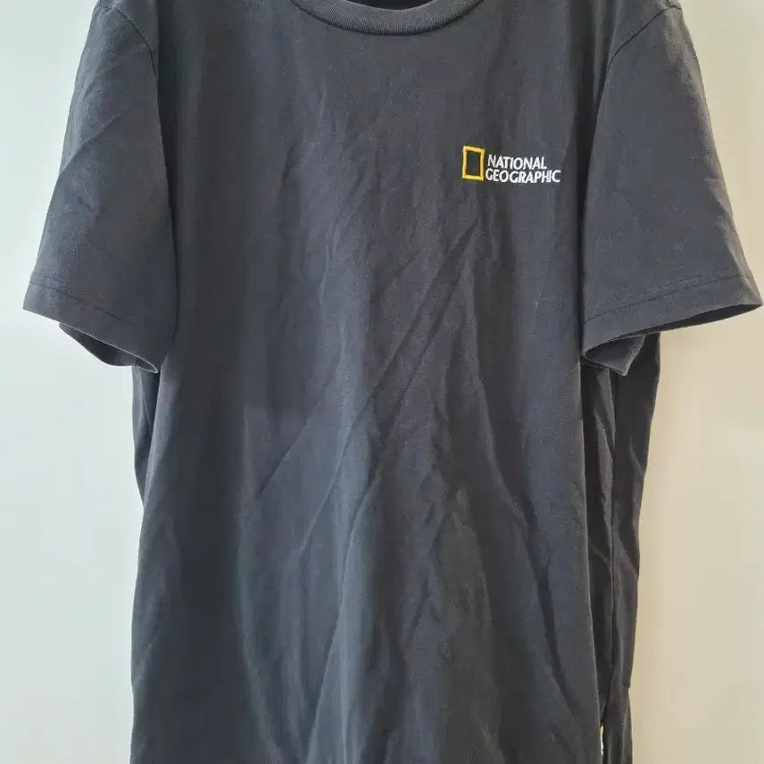 [BUNJANG] National Geographic Black Logo T-Shirt / 내셔널지오그래픽 반팔티 블랙