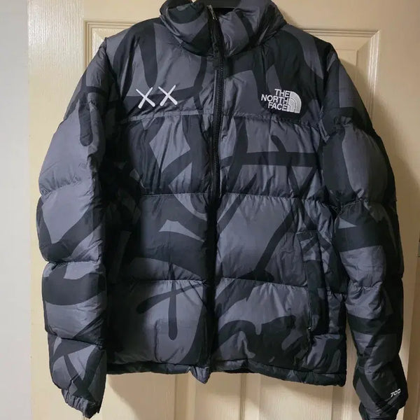 [BUNJANG] The North Face x KAWS Nupse Padded Jacket L / 노스페이스 카우스 패딩L