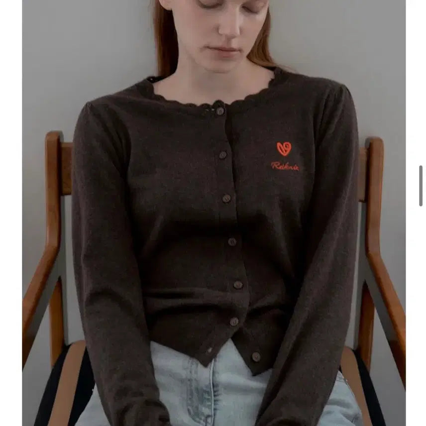 [BUNJANG] Zook Scallop Neck Heart Cardigan Dark Brown / 주크 스칼럽 네크 하트 가디건 다크브라운
