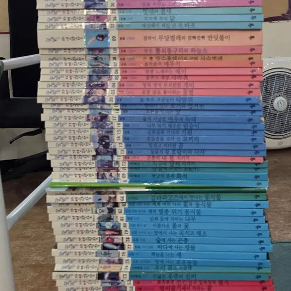 [BUNJANG] Korean Tolstoy "Kkumteul Kkumteul" Nature Observation 82-Volume Set - Children's Used Books / 꿈틀꿈틀 자연관찰 한국톨스토이 82권 세트 어린이책 중고책