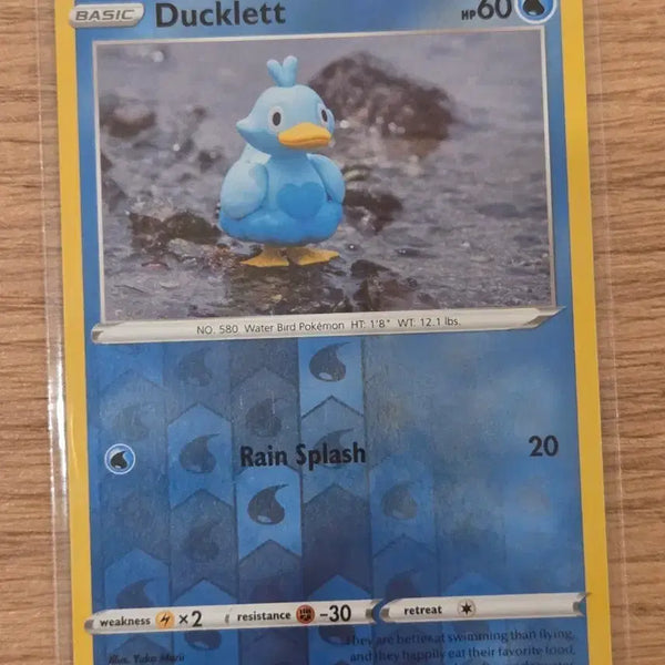 [BUNJANG] Pokemon Card Ducklett Reverse Holo Yuka Morii Clay Art (Lost Origin 046/196) / [영판/북미판] 포켓몬 카드 꼬지보리(Ducklett) 리버스 홀로 Yuka Morii 클레이 아트 (046/196)