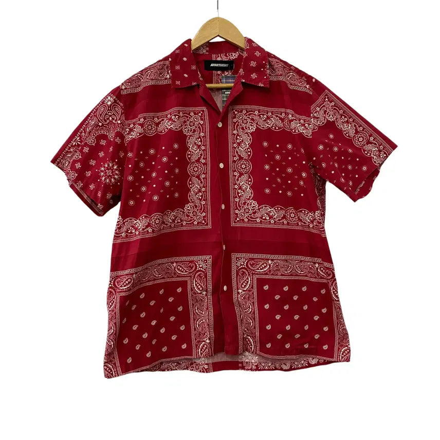 [BUNJANG] Apartment Pattern Short Sleeve Shirt (L) / A575. 아파트먼트 패턴 반팔셔츠(L)