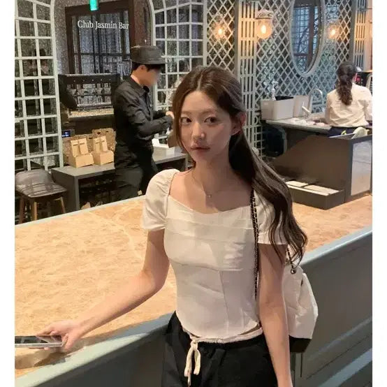 [BUNJANG] Genio Summer Clean Square Blouse (Size M) / 제니오 썸머 클린스퀘어 블라우스 M