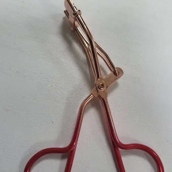 [BUNJANG] Kiss Me Partial Eyelash Curler / 키스미 부분뷰러