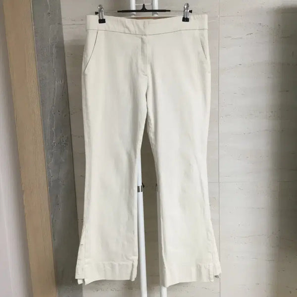 [BUNJANG] Son Jung Wan 24' Lettering Bootcut Pants (Ivory) / 손정완 24년 레터링 부츠컷 팬츠 70