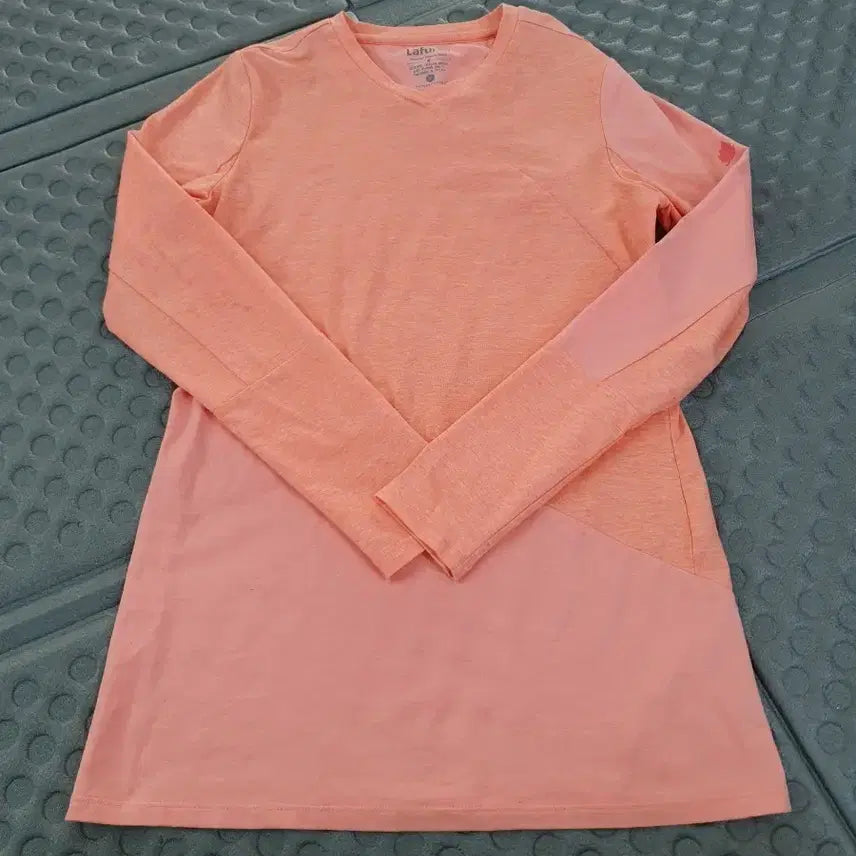 [BUNJANG] Lafuma Women's Long Sleeve V-Neck T-Shirt - Pink / 라푸마 여성 긴팔 티셔츠 핑크