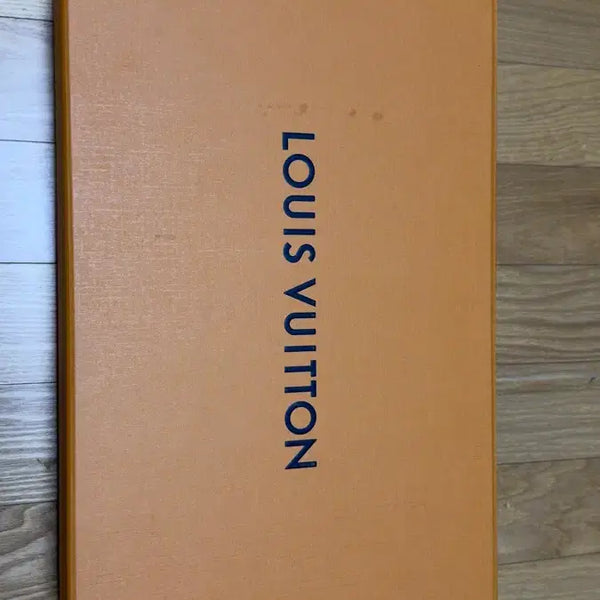 [BUNJANG] Louis Vuitton Monogram Muffler / 루이비통 모노그램 머플러