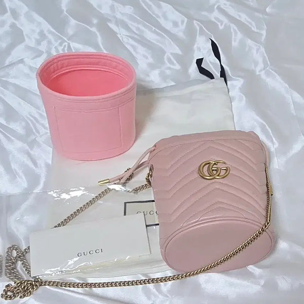 [BUNJANG] Gucci GG Marmont Mini Bucket Bag Pink / 구찌 마몽 버킷백 핑크
