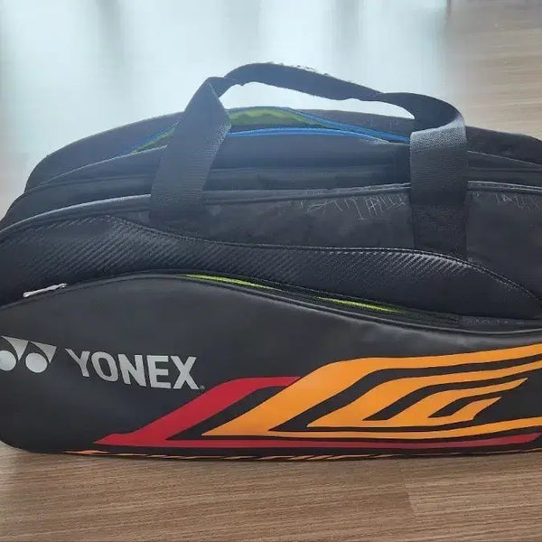 [BUNJANG] Yonex Badminton 2-Tier Bag Lee Chong Wei Limited Edition / 요넥스 배드민턴 2단가방 리총웨이 한정판
