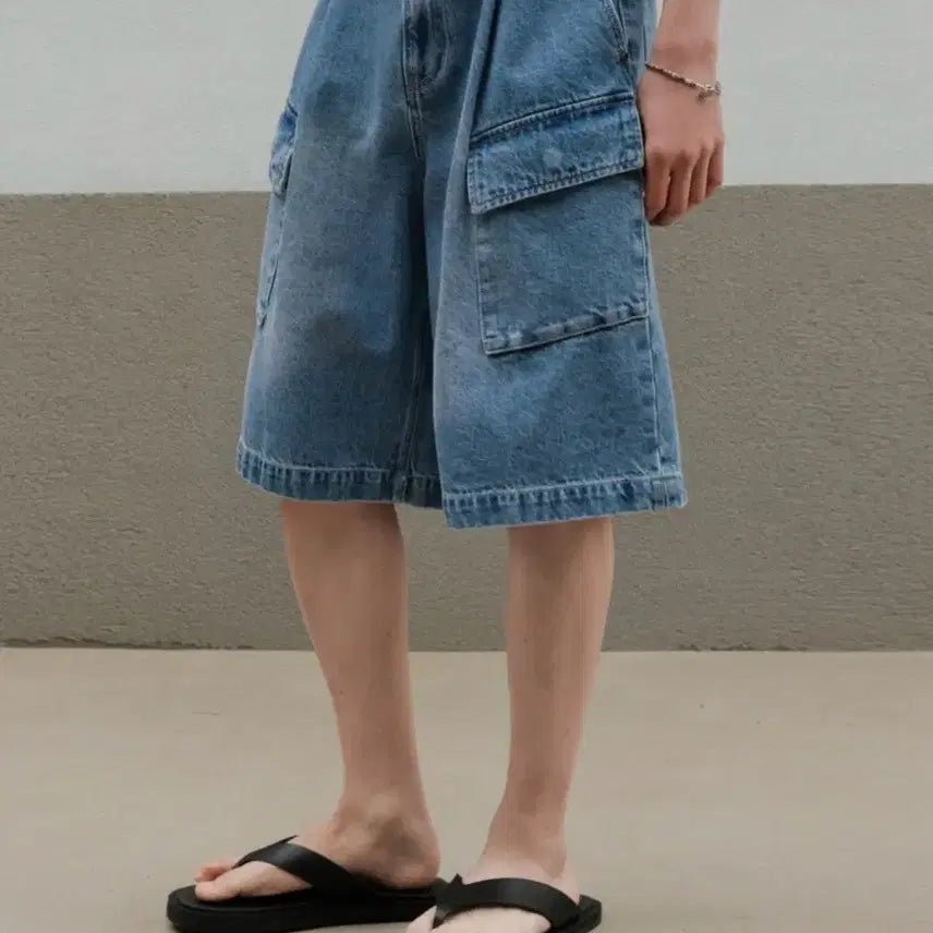 [BUNJANG] Minav Buddy Wide Cargo Bermuda Denim Pants / 미나브 버디 와이드 카고 버뮤다 데님팬츠