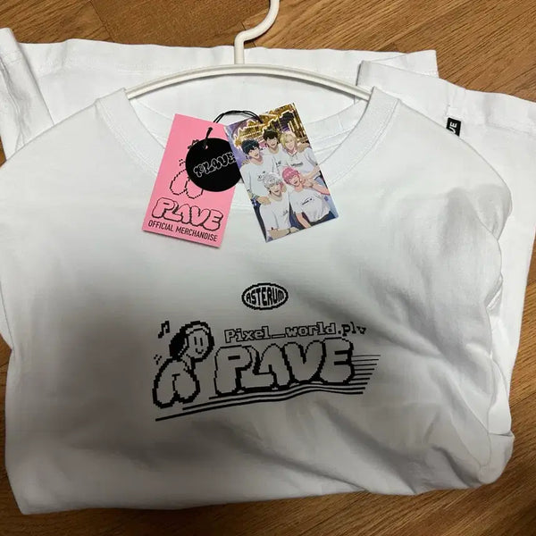 [BUNJANG] PLAVE Pixel World T-Shirt Yejun / 플레이브 픽셀월드 티 예준