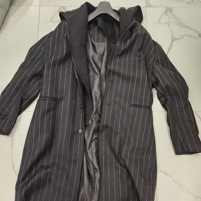 [BUNJANG] Juun.J Striped Hood Layered Coat / juun j 스트라이프 후드 레이어드 코트