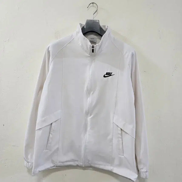 [BUNJANG] Nike White Windbreaker Jacket L / 나이키 화이트 바람막이 L