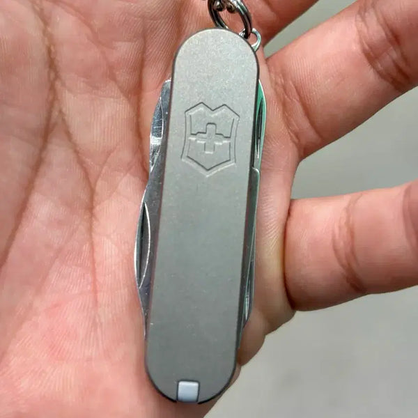 [BUNJANG] Victorinox Rambler Titanium Custom Swiss Army Knife / 빅토리녹스 램블러 티타늄 커스텀
