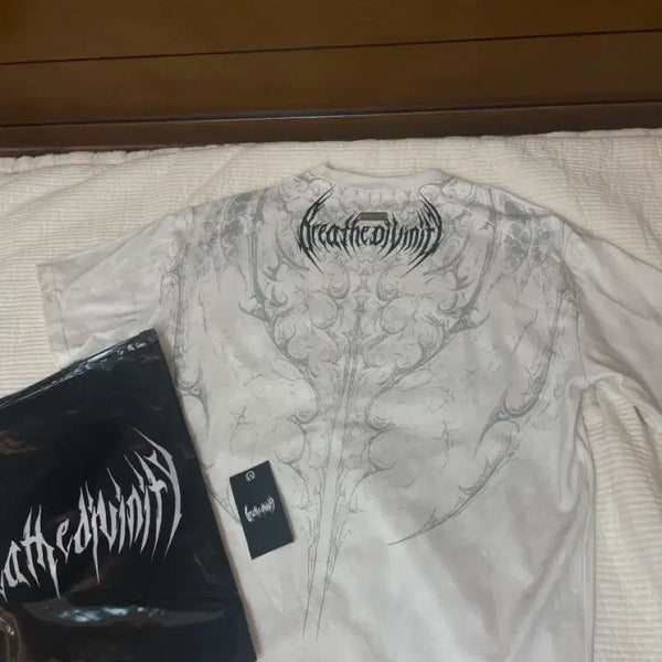 [BUNJANG] BreatheDivinity Hell Spawn Bone Limited Edition T-Shirt (L) / { L size } BreatheDivinity 브레스디비니티 반팔 티셔츠 새상품급