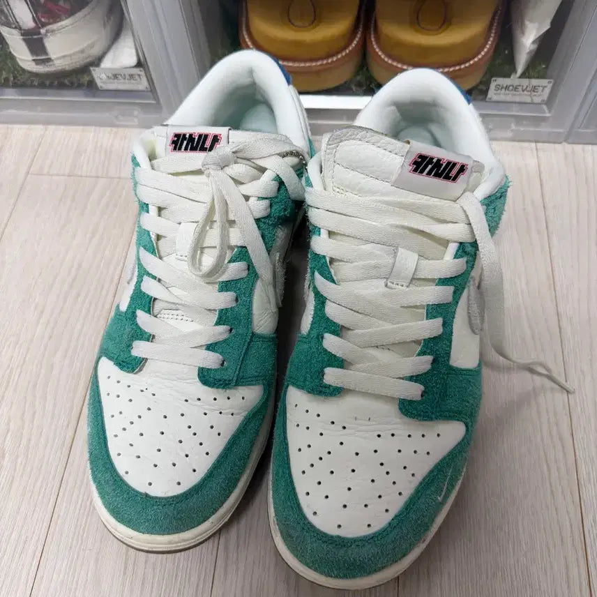 [BUNJANG] Nike Kasina Dunk Low Neptune Green (260) / [260] 나이키 카시나 덩크 로우 넵튠 그린