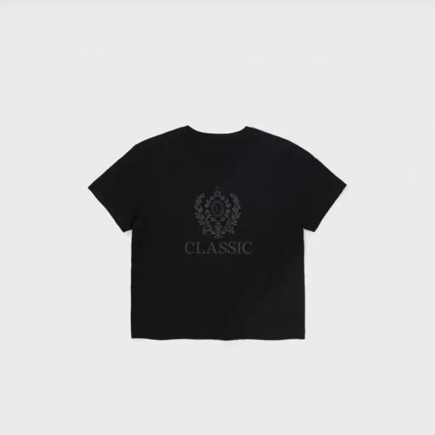 [BUNJANG] LOW CLASSIC Emblem Short Sleeve T-Shirt Black / LOW CLASSIC 엠블럼 반팔 티셔츠 블랙 Free