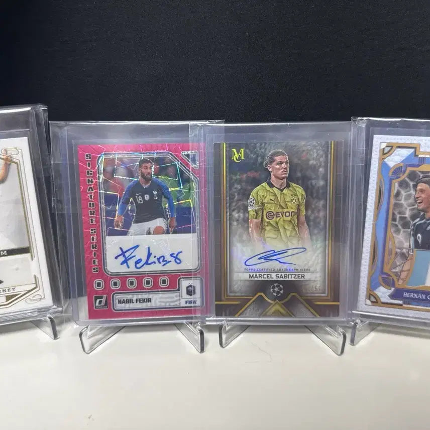 [BUNJANG] Dual Relic & Autograph Soccer Trading Cards / 축구 오토 카드 렐릭 카드 판매합니다!