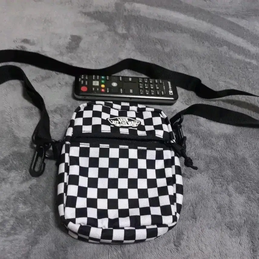 [BUNJANG] Vans Mini Check Crossbody Bag / 반스미니체크크로스백