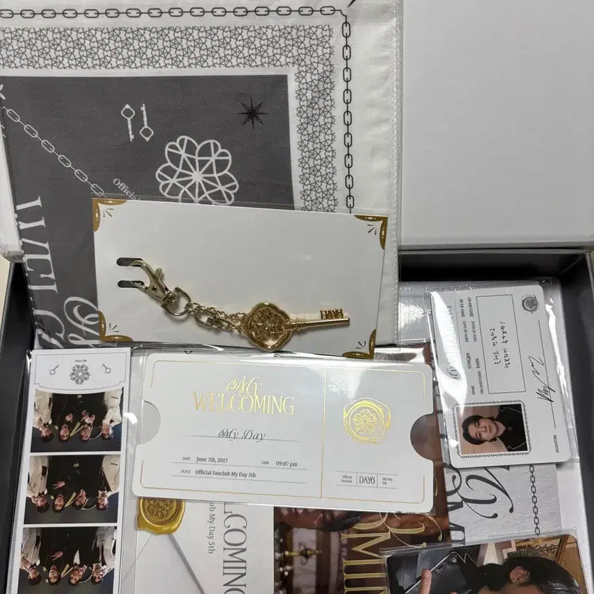 [BUNJANG] Day6 My Day 5th Fanclub Kit & Day6 Pouch Bundle / 데이식스 마이데이 5기 팬클럽 키트 & 데이시스 파우치