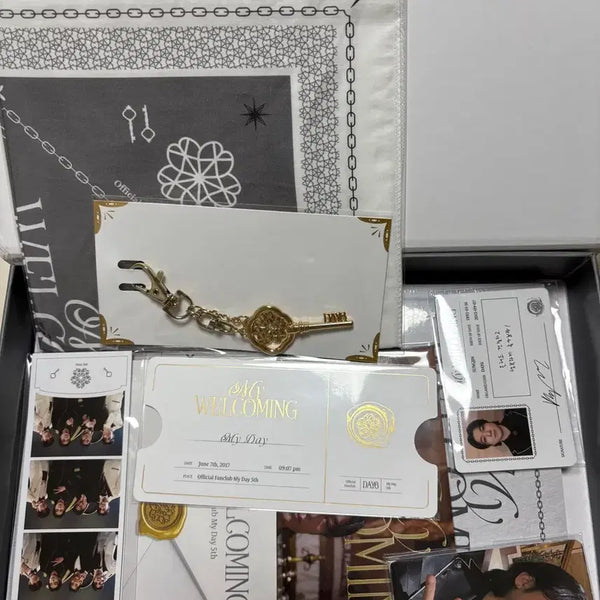 [BUNJANG] Day6 My Day 5th Fanclub Kit & Day6 Pouch Bundle / 데이식스 마이데이 5기 팬클럽 키트 & 데이시스 파우치