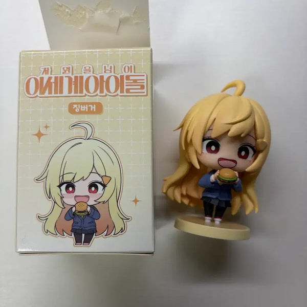 [BUNJANG] 2nd Generation Idols Jingburger Figure / 이세계아이돌 차세돌 징버거 피규어