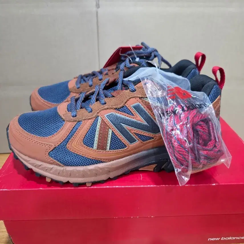 [BUNJANG] New Balance MT410KG5 Running Shoes / 뉴발란스 MT410KG5 230사이즈 새상품 박스파손