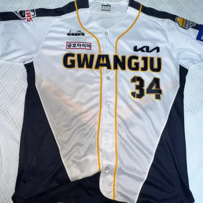 [BUNJANG] Kia Tigers Choi Hyung-woo 2022 Gwangju Authentic Jersey Size 120 / 기아타이거즈 22 광주 유니폼 광주니폼 120