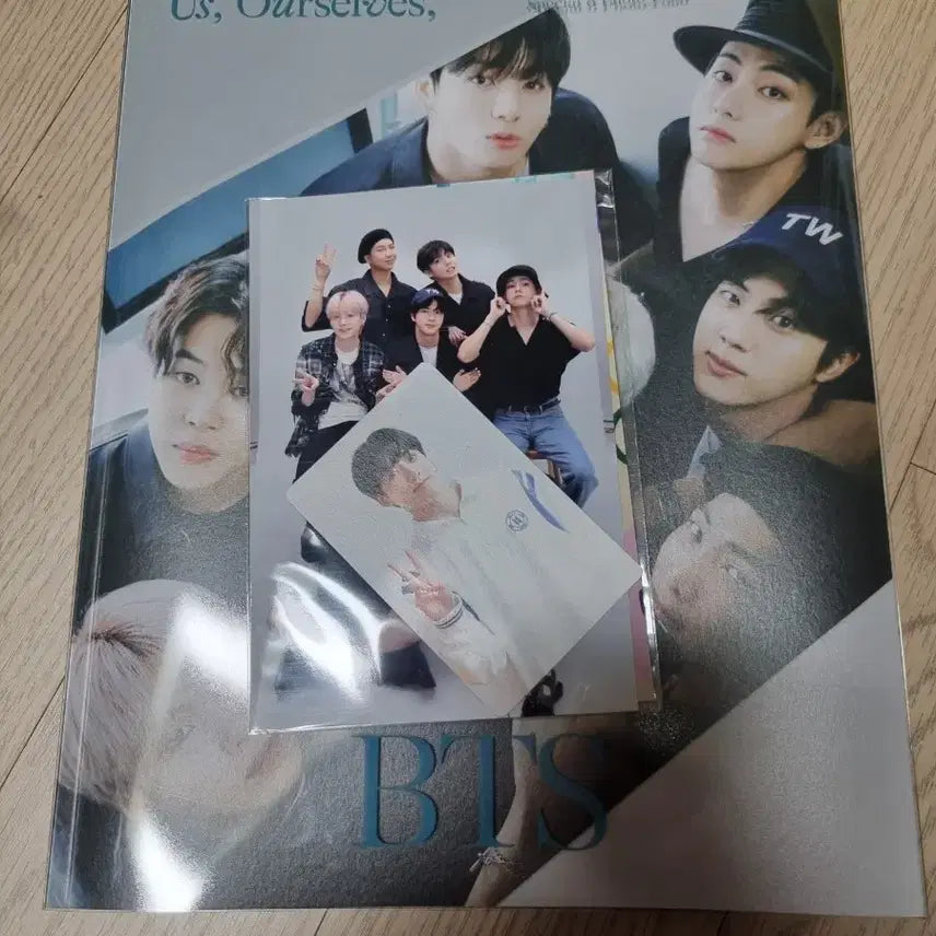 [BUNJANG] BTS Special 8 Photobook Us, Ourselves Jungkook Photocard Bundle Set / BTS 스페셜 8포토북 Us, Ourselves 정국 포카포함 풀셋양도. 방탄