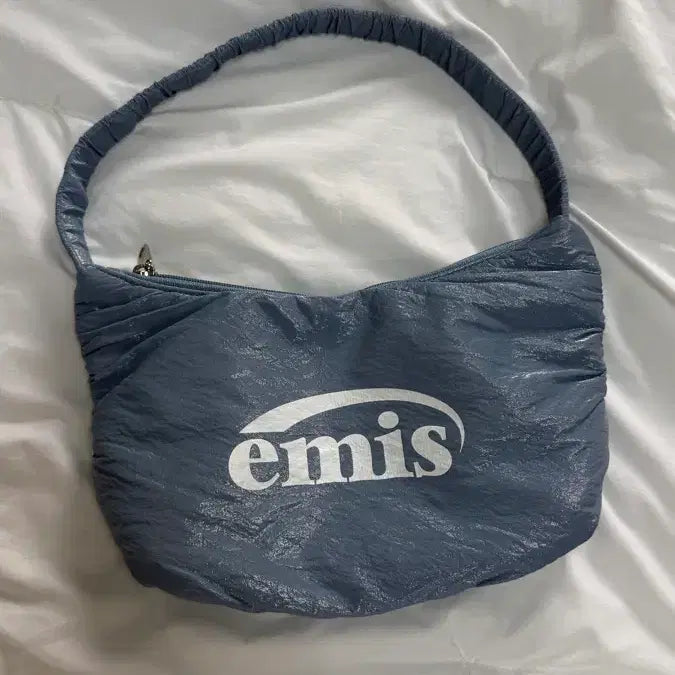 [BUNJANG] Emis Glossy Shirring Hobo Bag Sky Blue / 이미스 정품 글로시 셔링 호보백 스카이블루