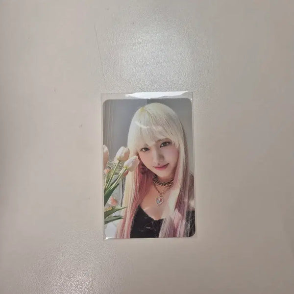 [BUNJANG] IVE Liz Love Dive Photocard / 러브다이브 리즈 포카 0.2 양도해요
