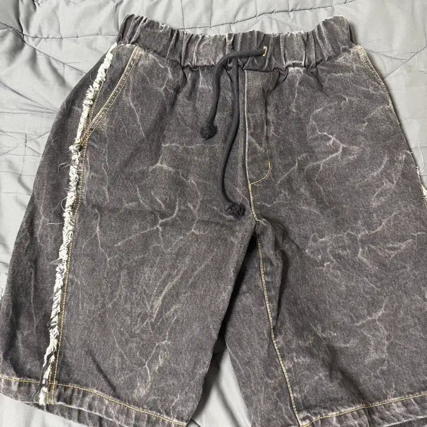 [BUNJANG] Nonefloor Bermuda Shorts Pants (L) / 논플로어 버뮤다 팬츠(L)
