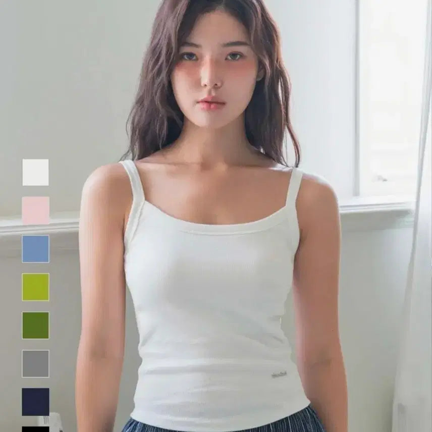 [BUNJANG] Standard Wide Round Neck Camisole with Built-in Cups / 풀샷몰드 스탠다드 와이드 라운드넥 나시(캡고정)