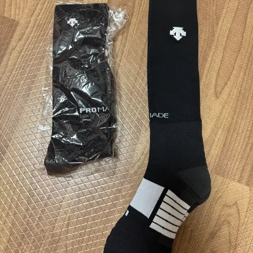 [BUNJANG] LG Twins Descente Game-Issued Baseball Socks / LG트윈스 데상트 선수지급용 야구 양말 장당 9000원