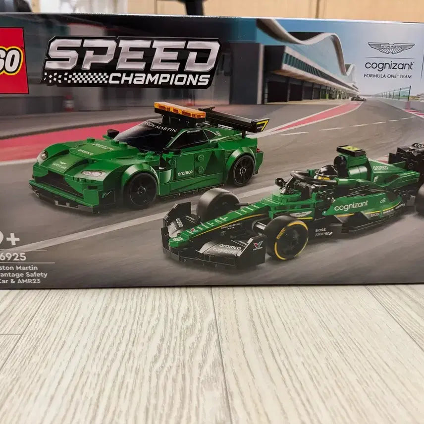 [BUNJANG] LEGO Speed Champions Aston Martin Safety Car & AMR23 76925 / 레고 스피드챔피언 Aston Martin 세이프티 카와 AMR23 76925