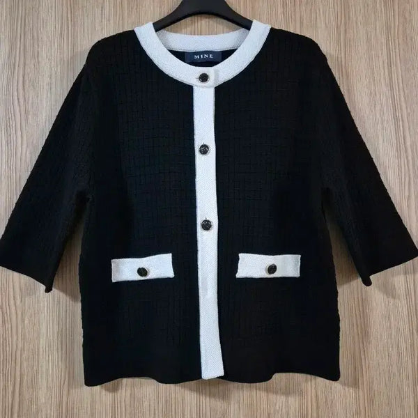 [BUNJANG] Mine (Hand-sum) Black Knit Cardigan Size 90 / 25년 한섬 마인 니트가디건 90