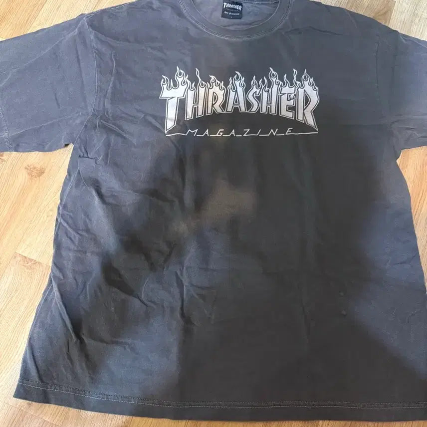 [BUNJANG] Thrasher Flame Pigment Dye Short Sleeve T-Shirt Charcoal L / 트레셔 플레임 피그먼트 다잉 반팔 티셔츠 챠콜 L사이즈