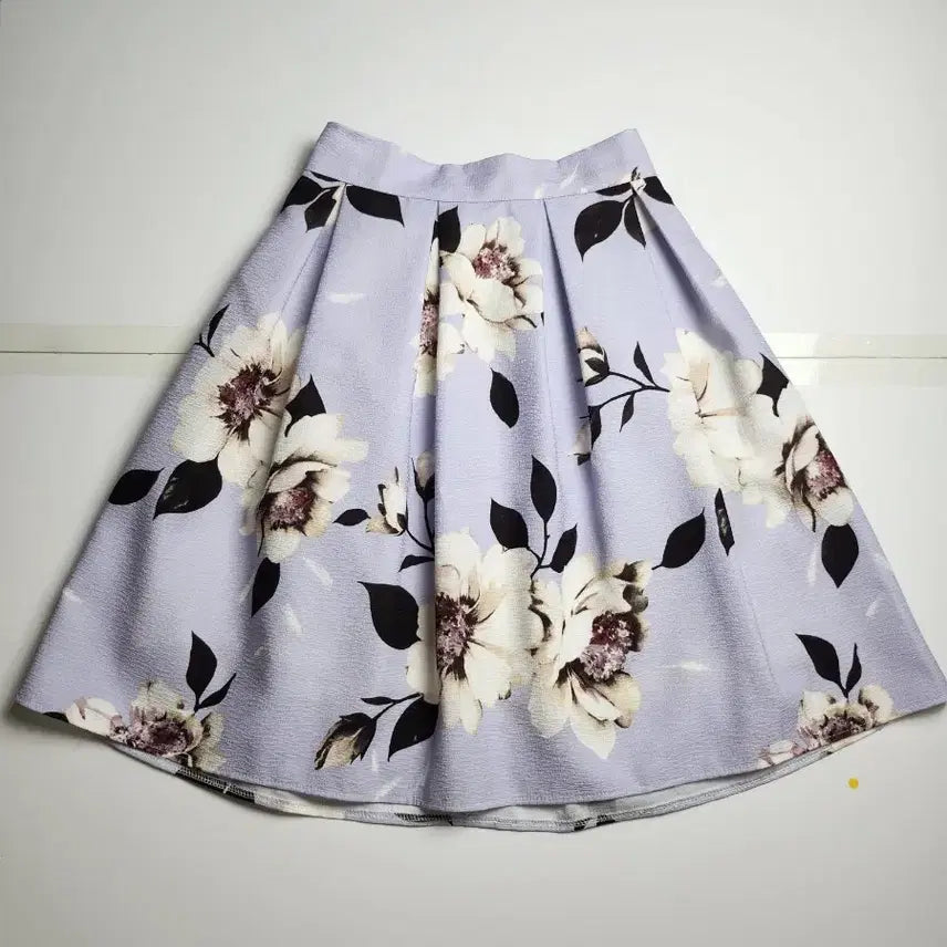 [BUNJANG] ON&ON Flower Pattern Mini Skirt / ON&ON 플라워 패턴 스커트 66