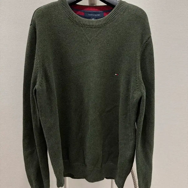 [BUNJANG] Tommy Hilfiger V-Neck Logo Knit Sweater / 타미힐피거 니트 L사이즈