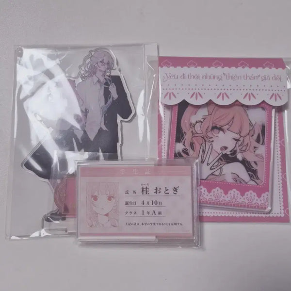 [BUNJANG] Love Lies Bleeding Angels Acrylic Stand, Keychain, and Student ID Bundle Set / [초급전] 사랑하라 거짓된 천사들이여 사거천 굿즈 일괄 판매