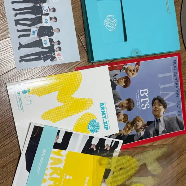 [BUNJANG] BTS ARMY 3rd Term Kit, Postcard, BTS Times Magazine Bundle Set / 아미 3기 키트, 아미 3기 엽서, BTS 타임즈 잡지 일괄 판매!