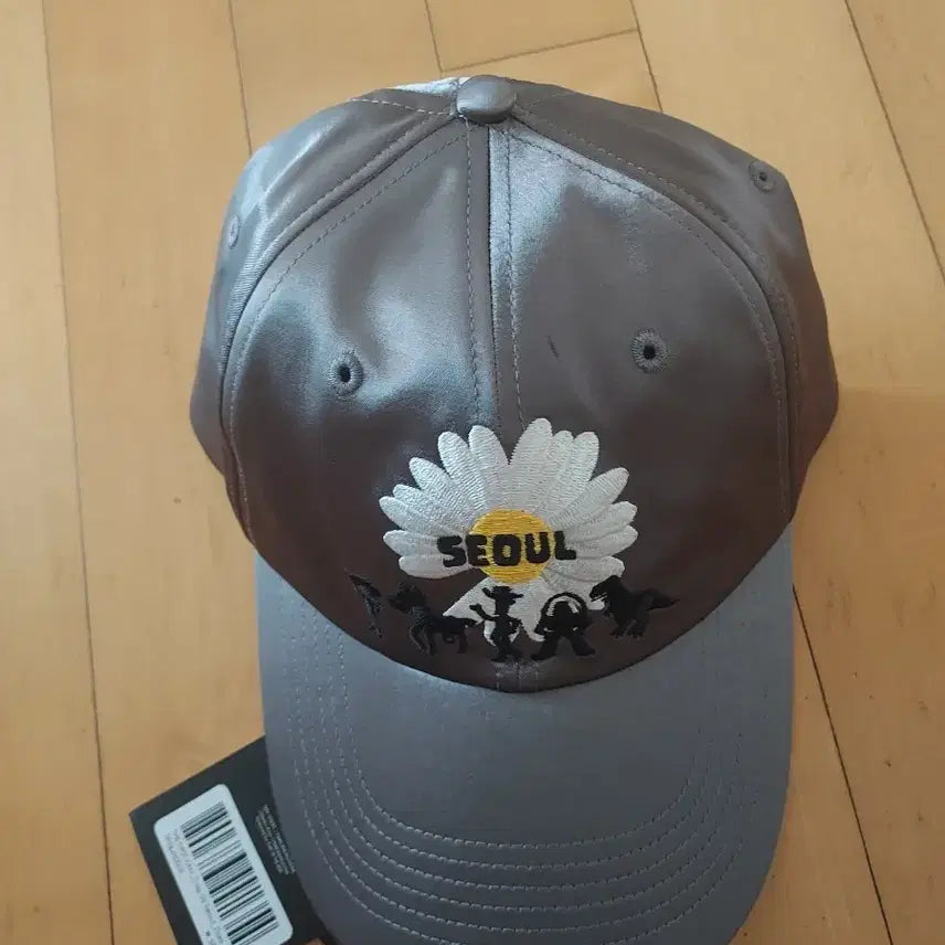 [BUNJANG] PEACEMINUSONE Seoul Daisy Embroidery Ball Cap Dark Grey / 토이스토리 피스마이너스원 서울 볼캡모자 다크그레이