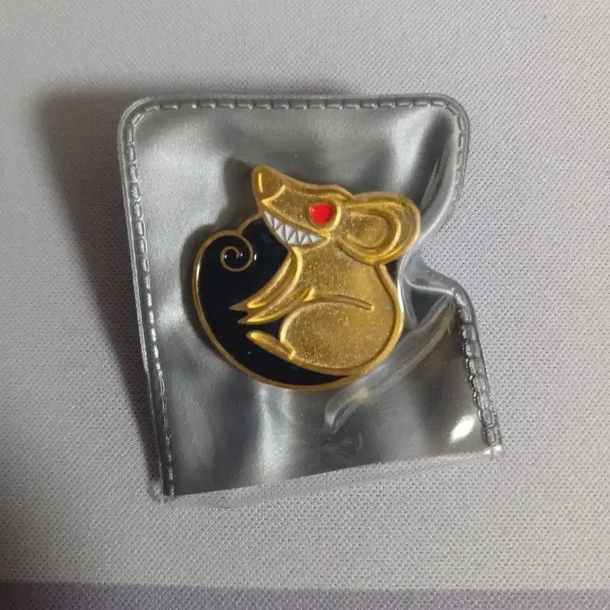 [BUNJANG] Library of Ruina HamHamPangPang Mouse Badge / 프문 햄햄팡팡 라오루 쥐 뱃지