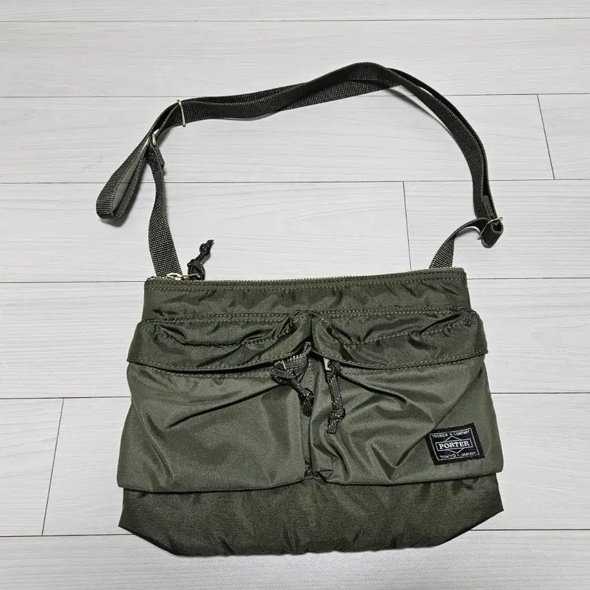 [BUNJANG] Yoshida Porter Force Shoulder Bag - Olive / 요시다포터 포스 숄더백 카키 올리브 force shoulder bag porter