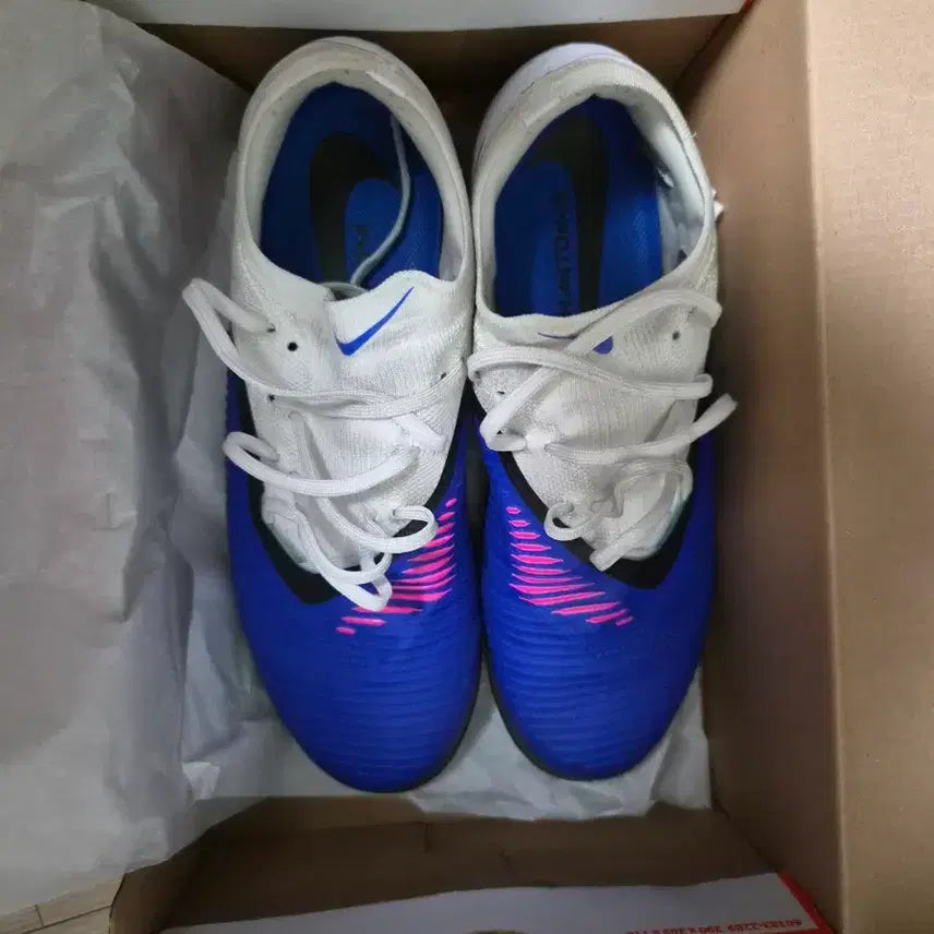 [BUNJANG] Nike Phantom VI ReactX Low Pro TF Futsal Shoes / 나이키 팬텀 VI REACTX 로우 프로 TF 풋살화