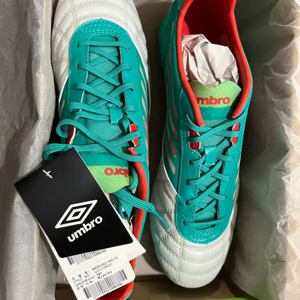 [BUNJANG] Umbro Medusa Pro FG Soccer Cleats (285) / (새상품) 최상급 엄브로 메두사 PRO FG [285] 축구화